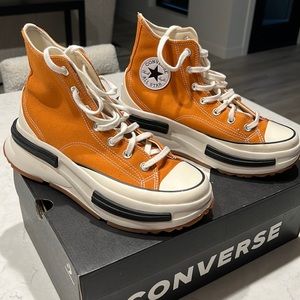 Converse run star legacy unisex 7.5 men 9 women